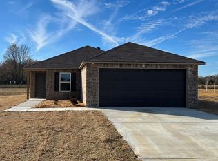 17 Oak Leaf Dr, Conway, AR 72032