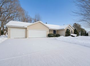 2918 N Appleton St, Appleton, WI 54911