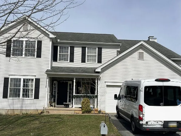 2989 South Dr, Allentown, PA 18103