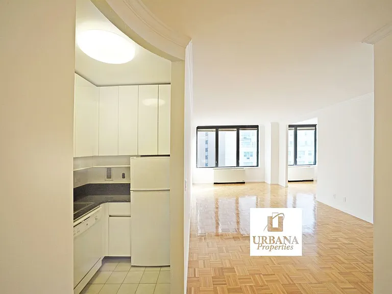150 E 57th St #8C — Photo 6