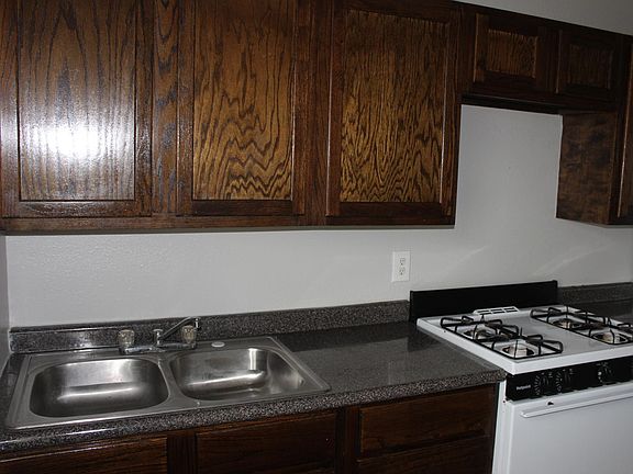 5th image of 106 N Johnson St APT 13