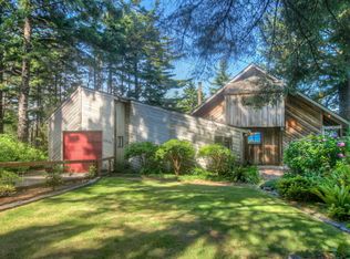 2006 NW Pinecrest Way, Waldport, OR 97394