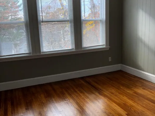 14 Dyer St, Dorchester Center, MA