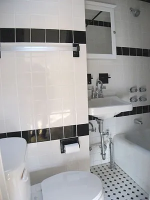 Rented by Downtown Realty Group LTD | media 41