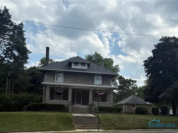 421 Farnsworth Rd, Waterville, OH 43566