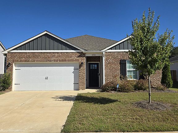 3rd image of 256 Koslin Loop