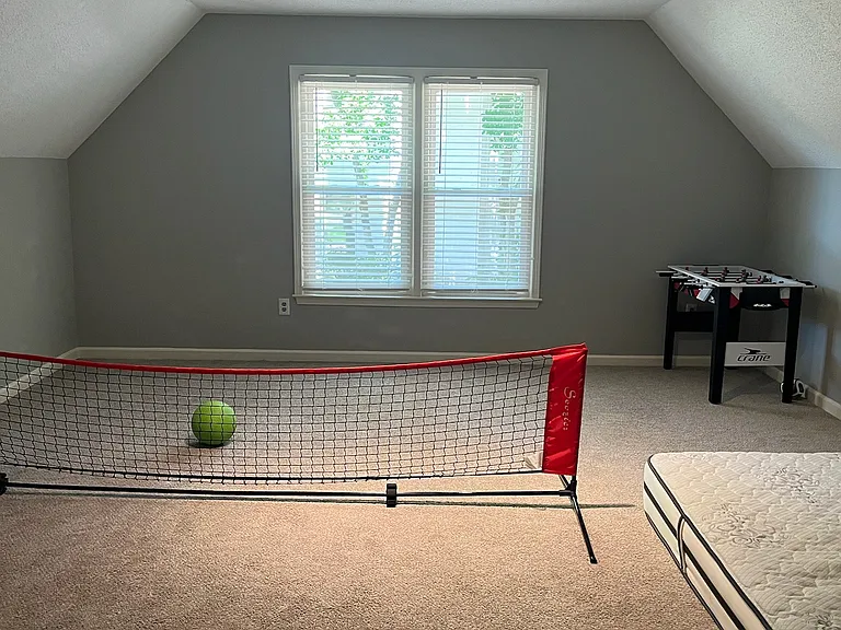 Room4
