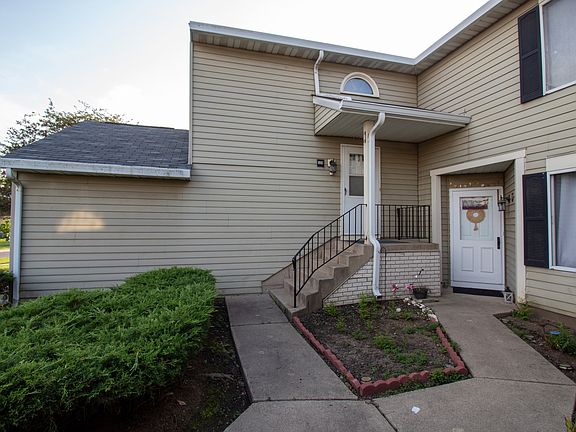4th image of 2496 Brunswick Cir APT B1