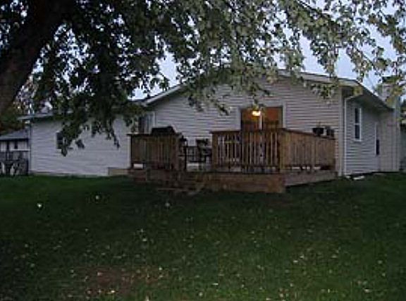 3rd image of 1629 Anglewood Dr