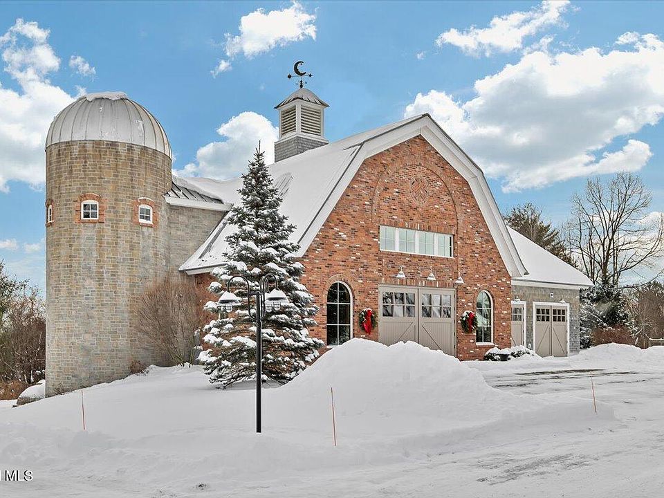 1st image of 331 Vly Road