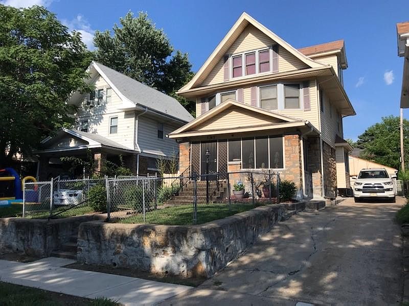 1st image of 3343 Agnes Ave