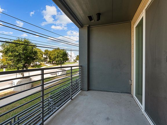 5th image of 4801 Springdale Rd #1102