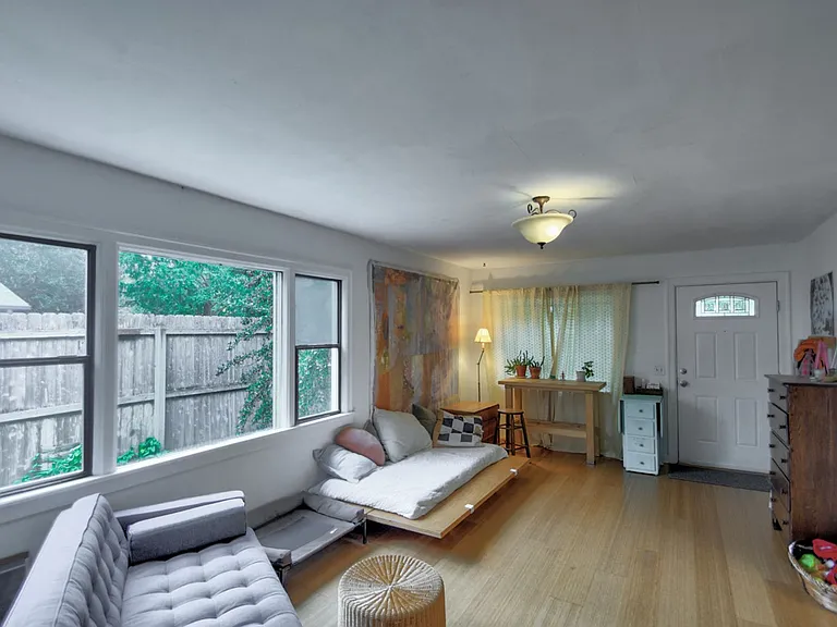 1715 Quince St NE #A — Photo 4