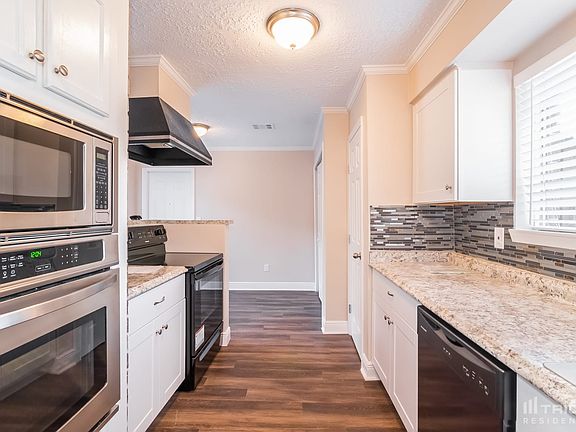 5th image of 12607 Campos Dr