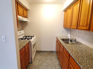 26-68 30th St #1B, Astoria, NY 11102