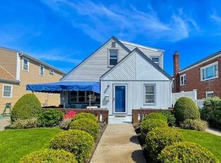 535 W Walnut St, Long Beach, NY 11561