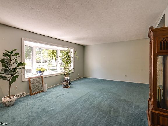 4th image of 6723 Edgemoor Ave