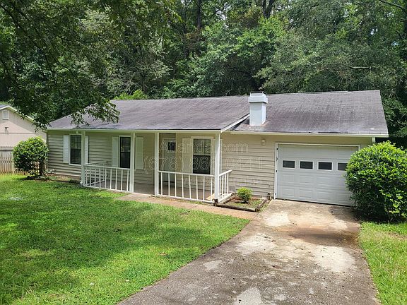 2nd image of 905 Hemingway Rd