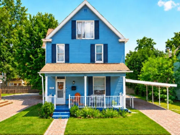 923 9th Ave, New Brighton, PA 15066