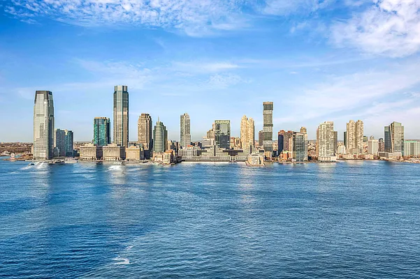 Sold by R New York | media 16