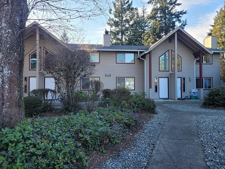 9318 Skokomish Way NE #C — Photo 1