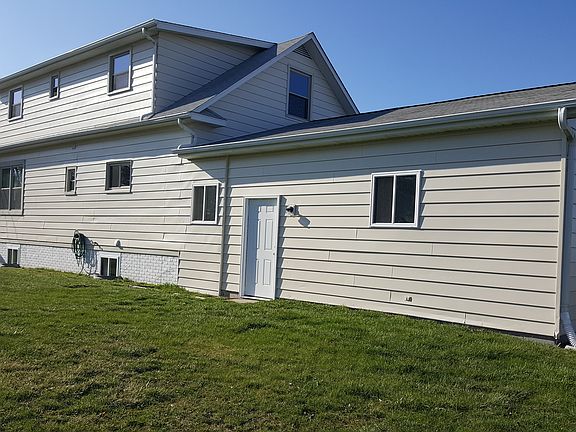 4th image of 45 E Gloucester Dr