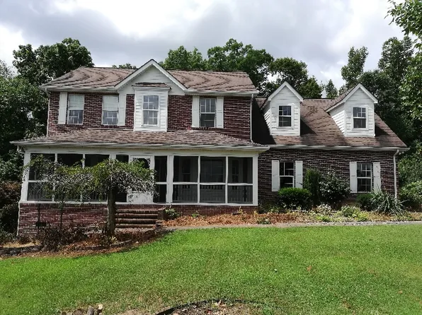 Castlebury Dr, Jefferson City, TN 37760