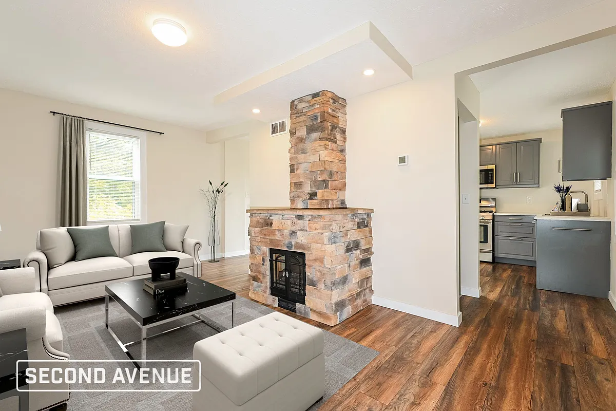 Building Photo - 182 Liberty St