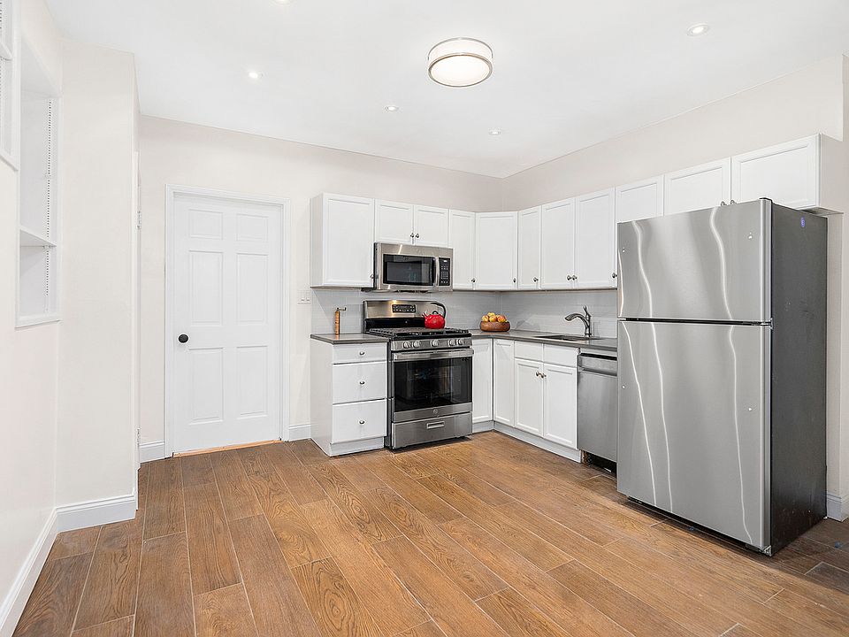 2nd image of 755 Union St