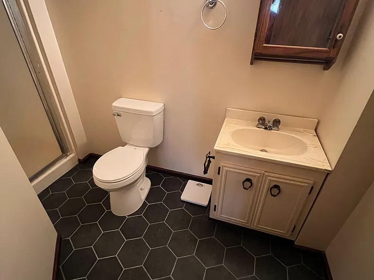 1742 N Callahan St — Photo 24