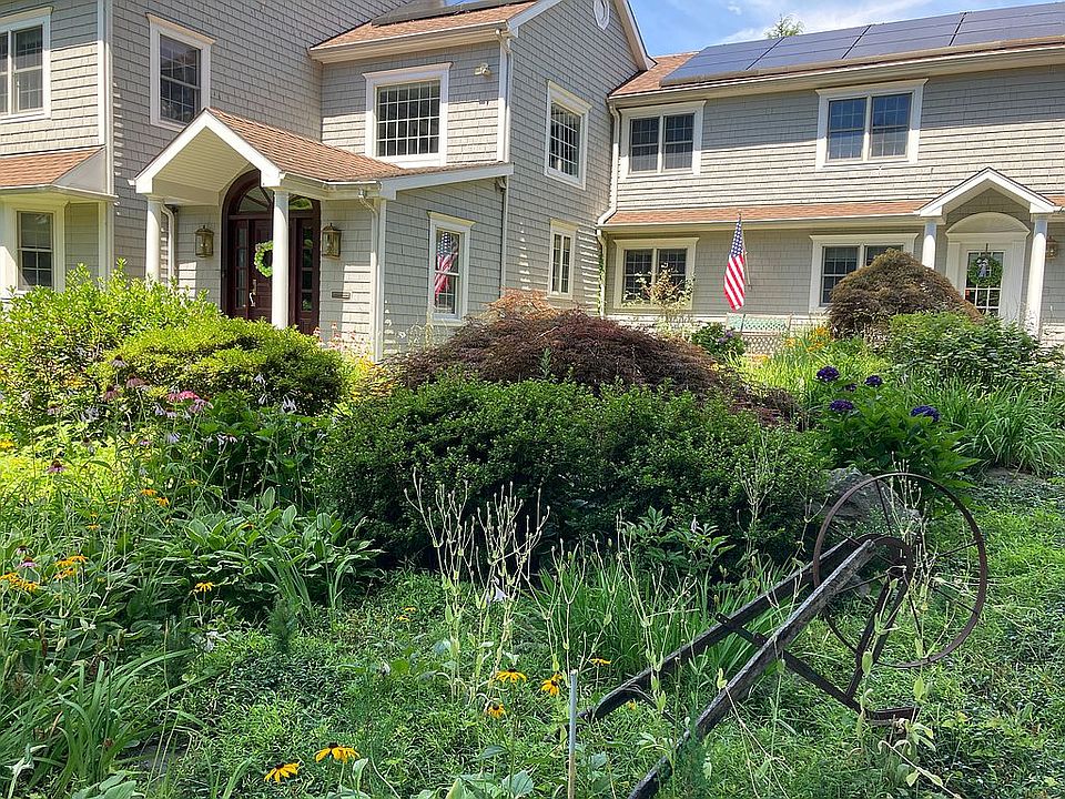 2nd image of 154 Overbrook Dr