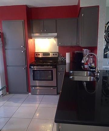 3rd image of 1029 Pleasant Valley Ln
