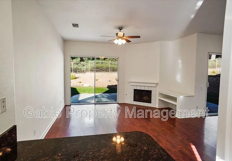 27758 Coldsprings Pl — Photo 4