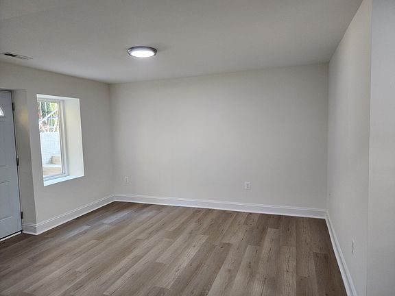 Living Room (Copyright Politeuma Management Group)