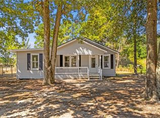 327 Powell Dr, Ball, LA 71405
