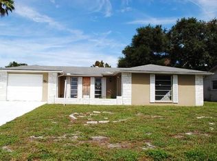 7825 Ironbark Dr, Port Richey, FL 34668