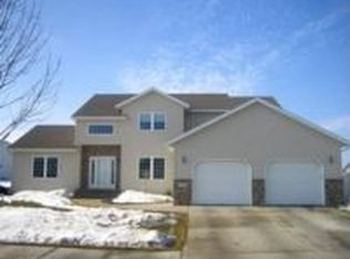 3509 Westmoor Dr, Moorhead, MN 56560