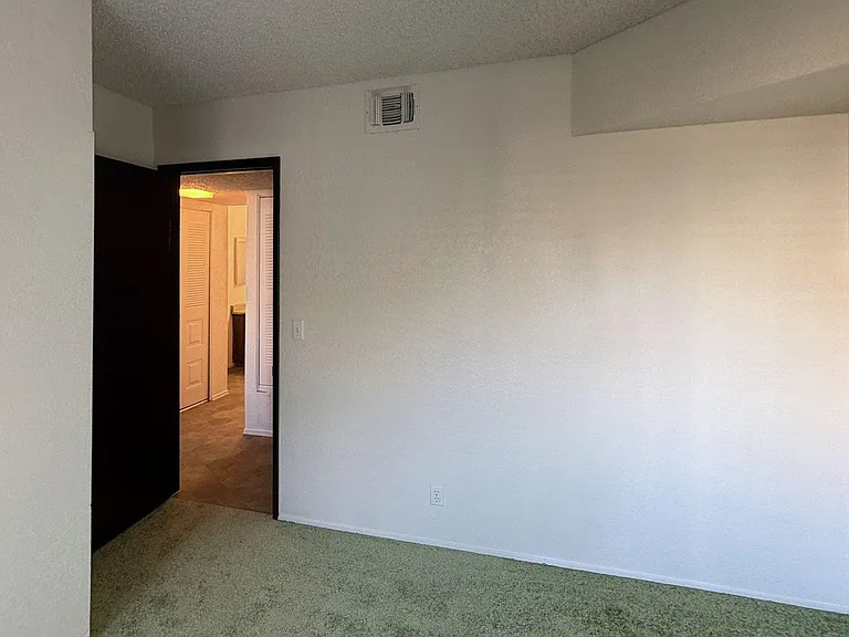 Namaste Apartments — Photo 65