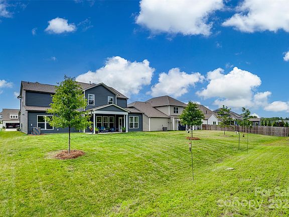 4th image of 5032 Havencrest Dr