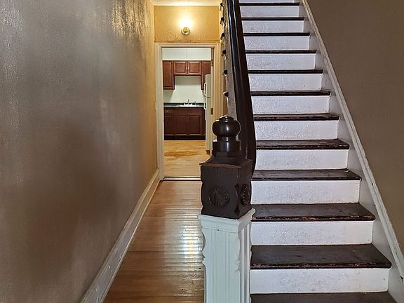 3rd image of 1207 N 2nd St APT 2