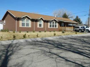 720 Laramie St, Douglas, WY 82633