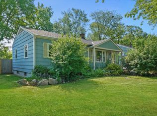 21 S Archer Ave, Mundelein, IL