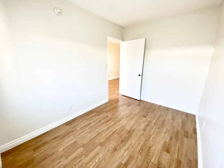 1543 N Bronson Ave #317 — Photo 19