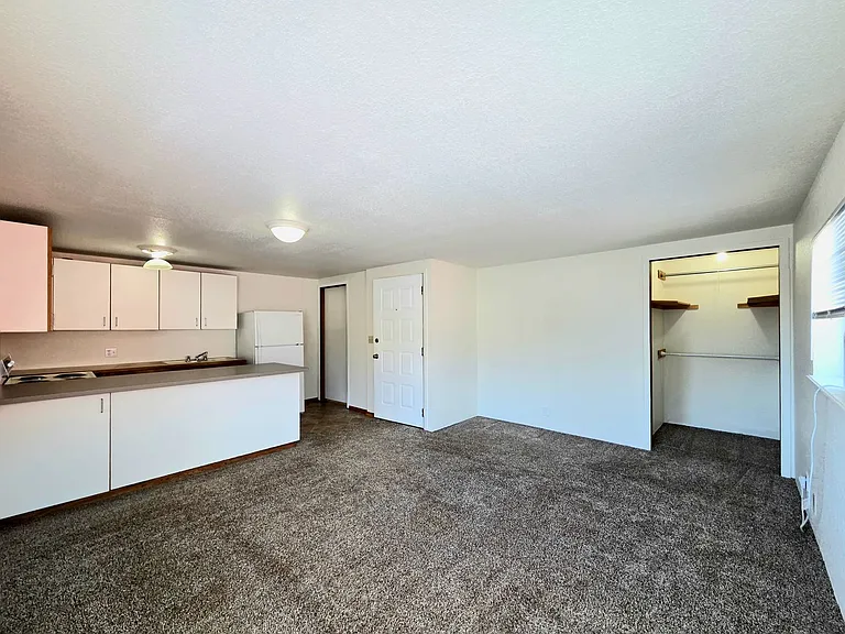219-259 Independence Way — Photo 7