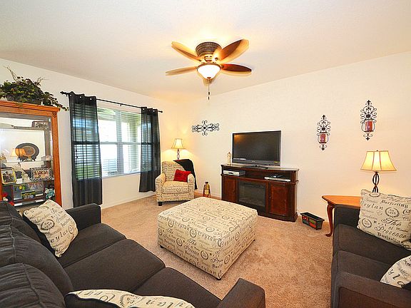 4th image of 16631 Broadford Ln
