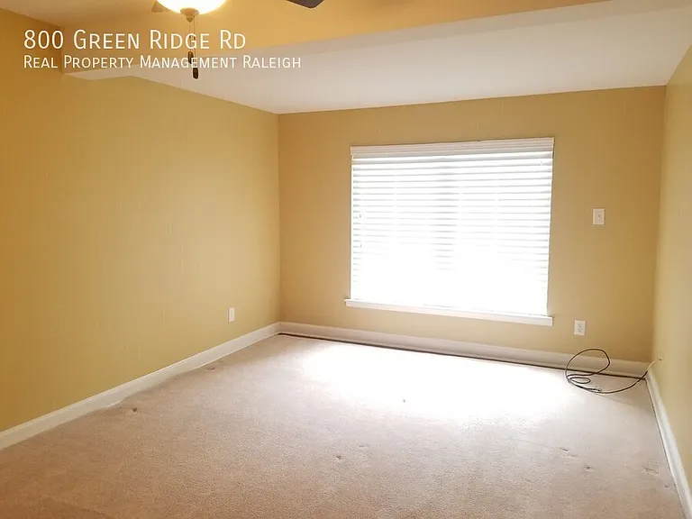 800 Green Ridge Dr — Photo 8