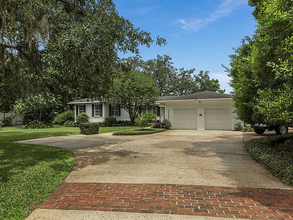 3rd image of 3540 Sunnyside Dr