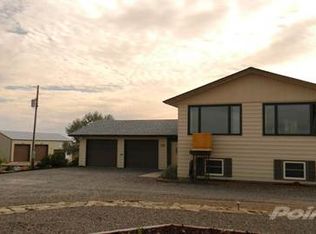 228 Paradise Valley Rd, Riverton, WY 82501