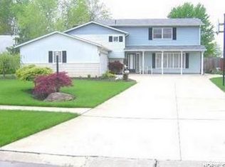 5220 Jamestown Pl, Lorain, OH 44053
