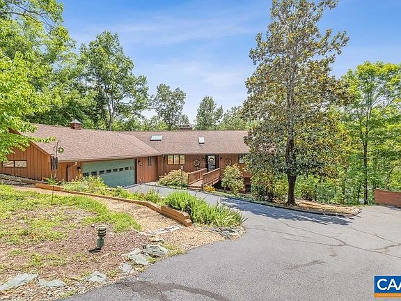 3rd image of 21 Clark Ct